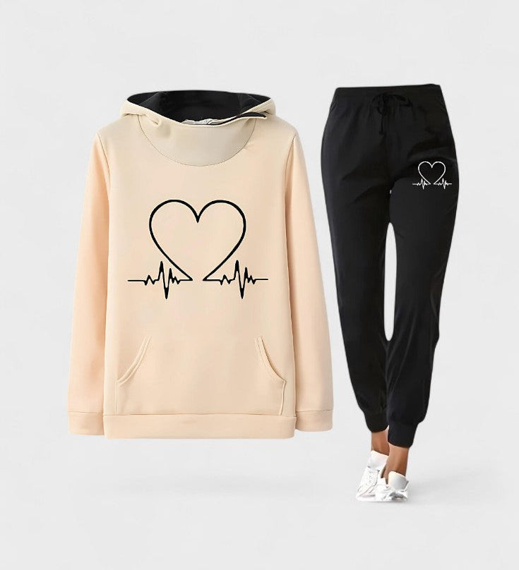 Claire | Set